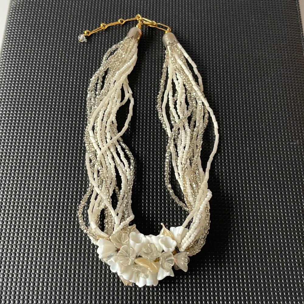 Multi-stand white and silver seed bead w/ glass floral  beads necklace - Vintage